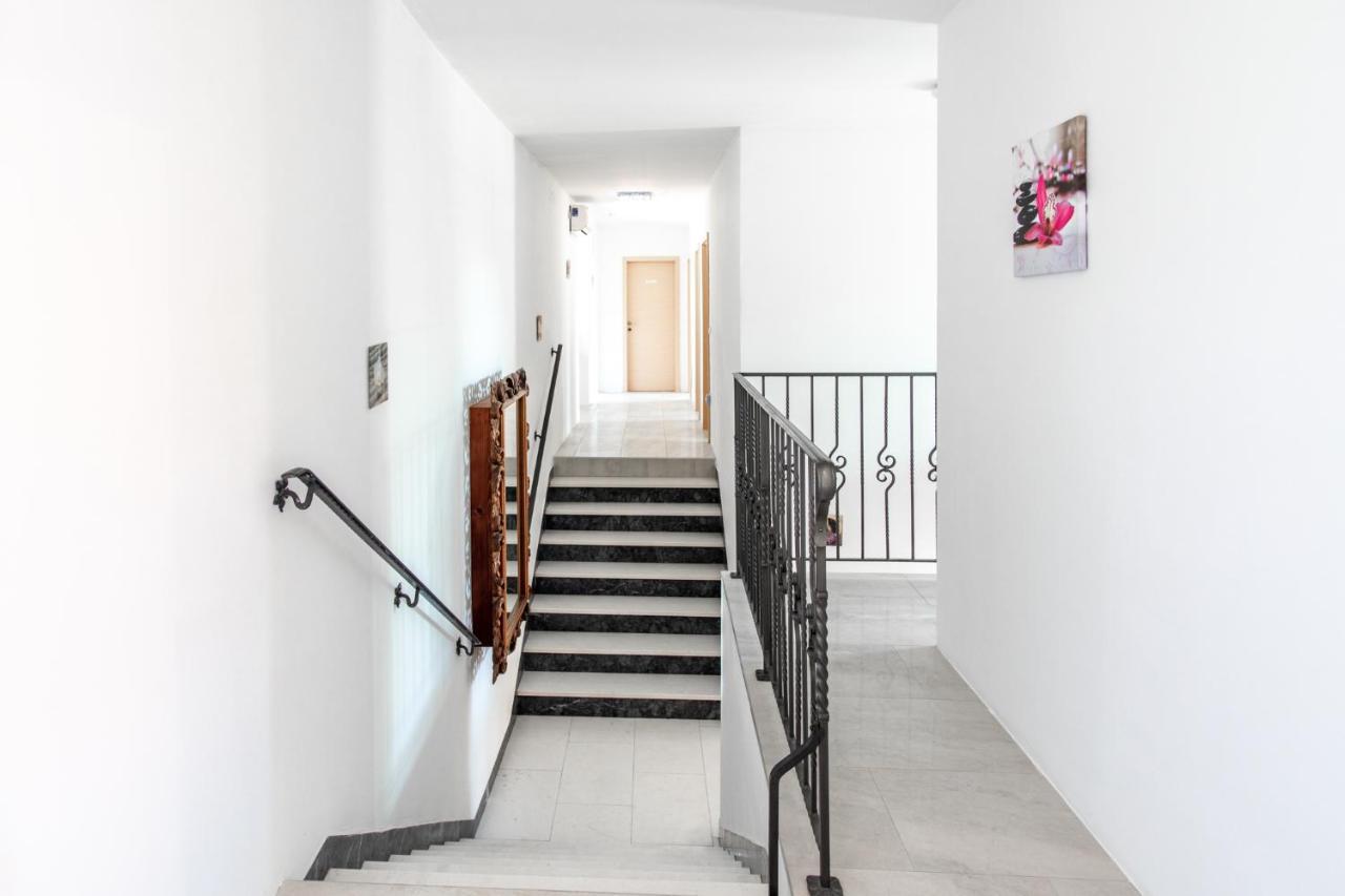 Villa Hermes Art Dutovlje Dış mekan fotoğraf
